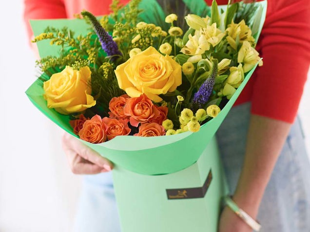 December Vibrant Gift Box  image