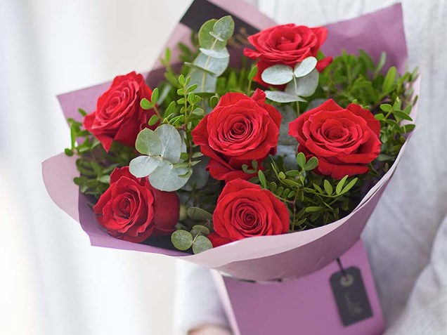 Interflora Red Rose Gift - Hampshire Flower Barn