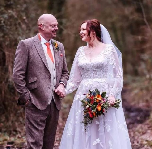 Bouquet Couple Shot