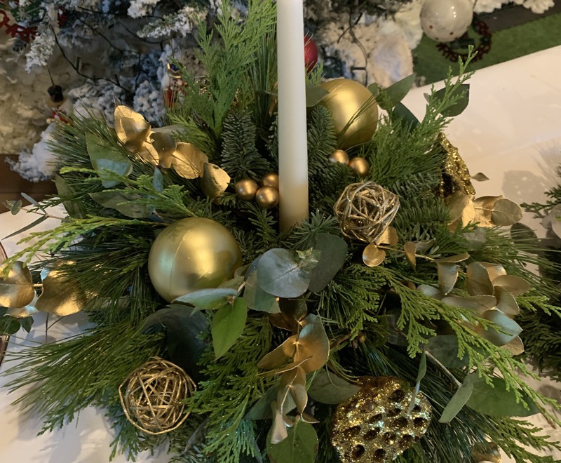 Xmas table centrepiece -  Sat 20th December