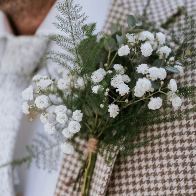 Buttonholes